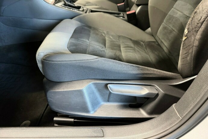 volkswagen-golf-diesel-2013-big-25