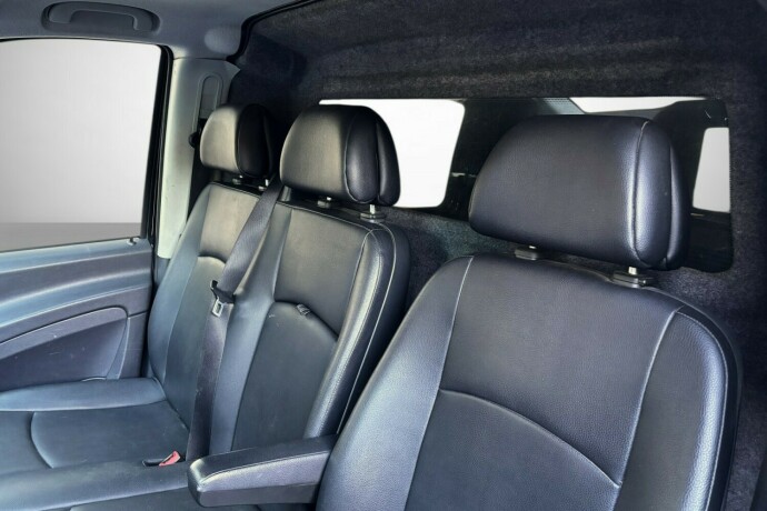 mercedes-benz-vito-diesel-2012-big-12