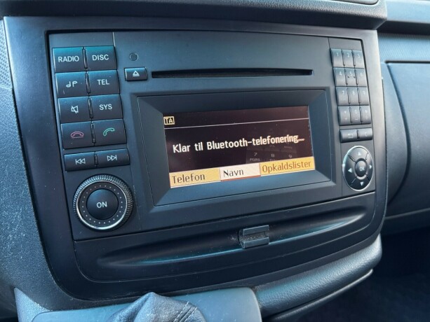 mercedes-benz-vito-diesel-2012-big-19