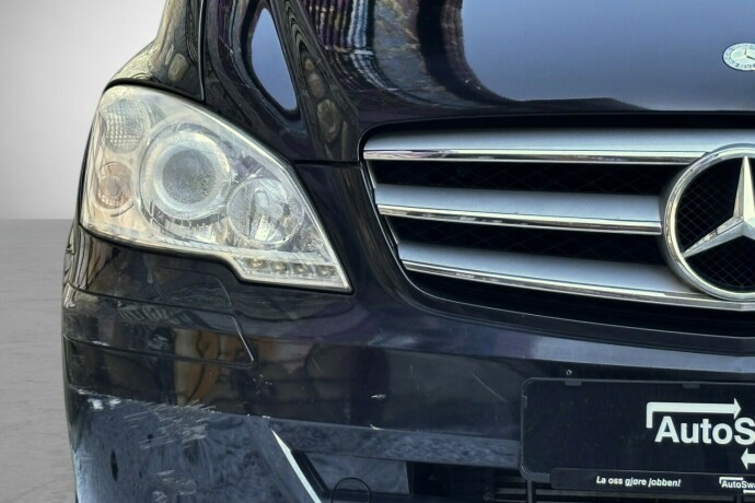 mercedes-benz-vito-diesel-2012-big-3