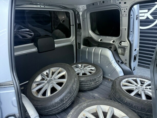 volkswagen-caddy-diesel-2022-big-34