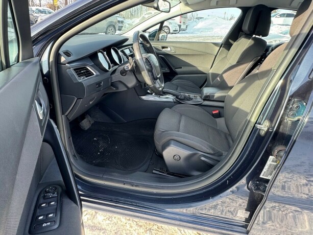 peugeot-508-bensin-2013-big-12