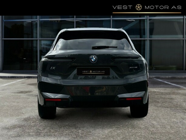 bmw-ix-xdrive-40-elektrisitet-2022-big-5