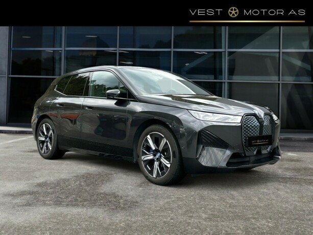 bmw-ix-xdrive-40-elektrisitet-2022-big-0