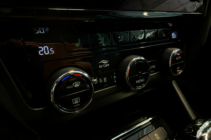 skoda-octavia-diesel-2020-big-17