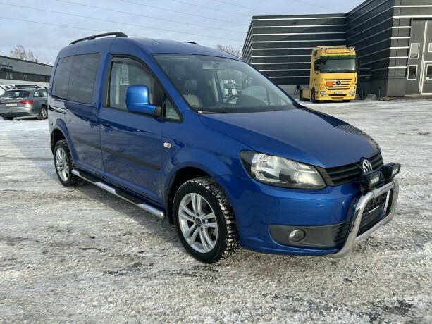 volkswagen-caddy-diesel-2012-big-0