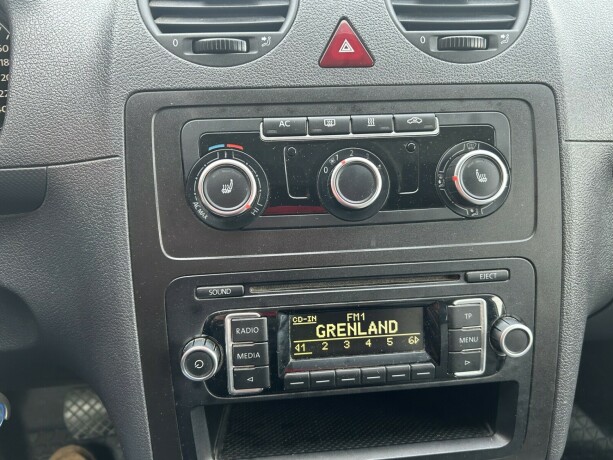 volkswagen-caddy-diesel-2012-big-15