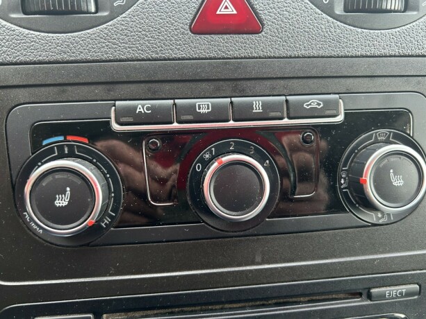 volkswagen-caddy-diesel-2012-big-18