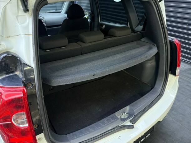 mitsubishi-colt-bensin-2010-big-22