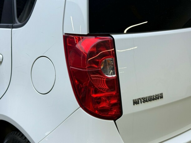 mitsubishi-colt-bensin-2010-big-5