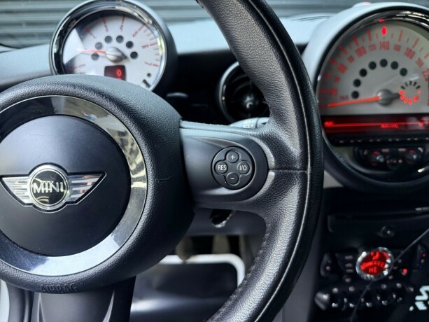 mini-clubman-diesel-2011-big-15