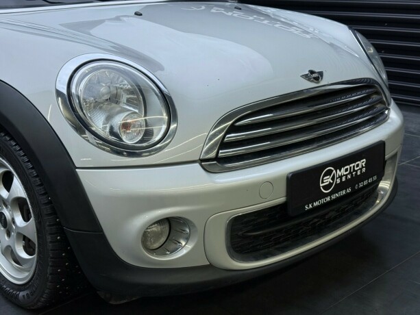 mini-clubman-diesel-2011-big-2