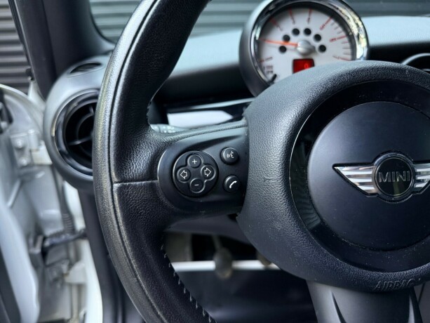 mini-clubman-diesel-2011-big-14