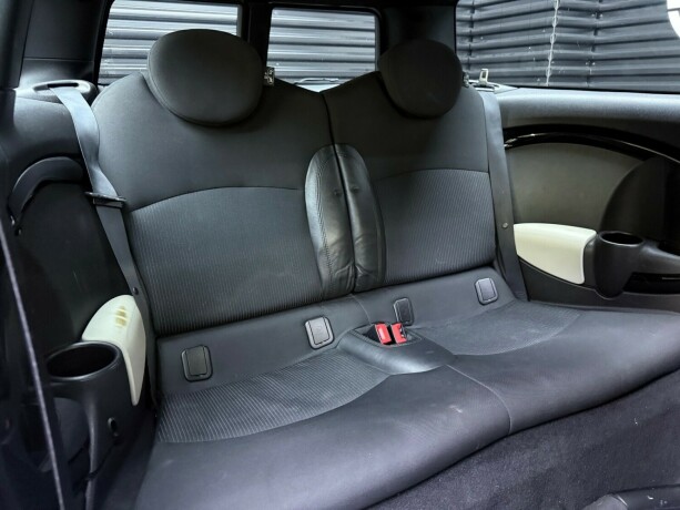 mini-clubman-diesel-2011-big-22