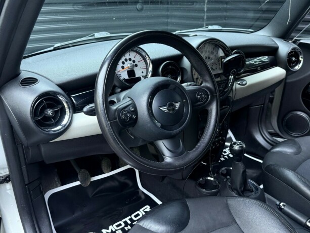 mini-clubman-diesel-2011-big-10