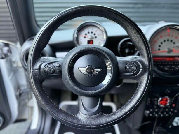 mini-clubman-diesel-2011-big-13