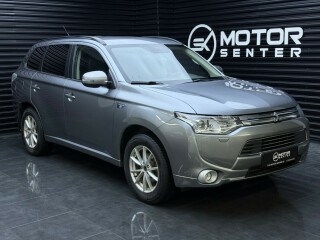 Mitsubishi | Outlander | Elektrisitet+bensin | 2014