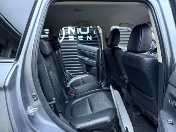 mitsubishi-outlander-elektrisitetbensin-2014-big-27