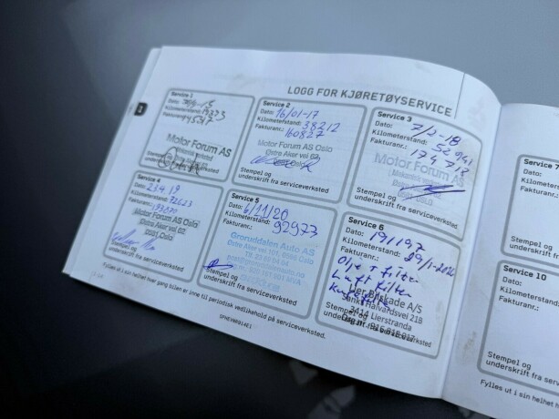 mitsubishi-outlander-elektrisitetbensin-2014-big-30