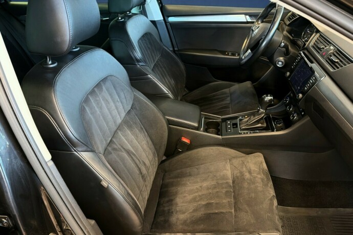 skoda-superb-diesel-2016-big-12