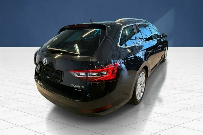 skoda-superb-diesel-2016-big-3