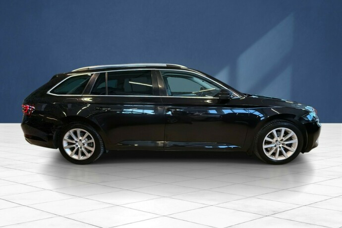 skoda-superb-diesel-2016-big-2