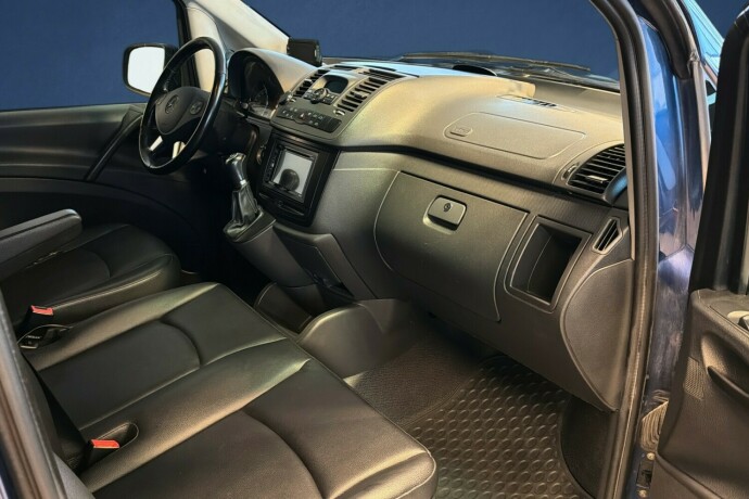 mercedes-benz-vito-diesel-2011-big-10