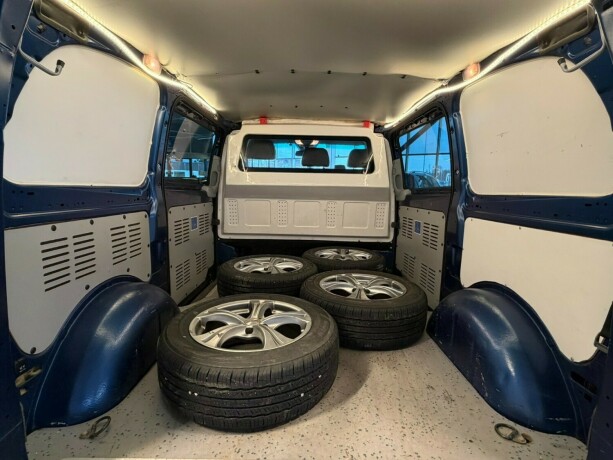 mercedes-benz-vito-diesel-2011-big-21