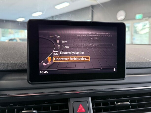 audi-a4-bensin-2018-big-23