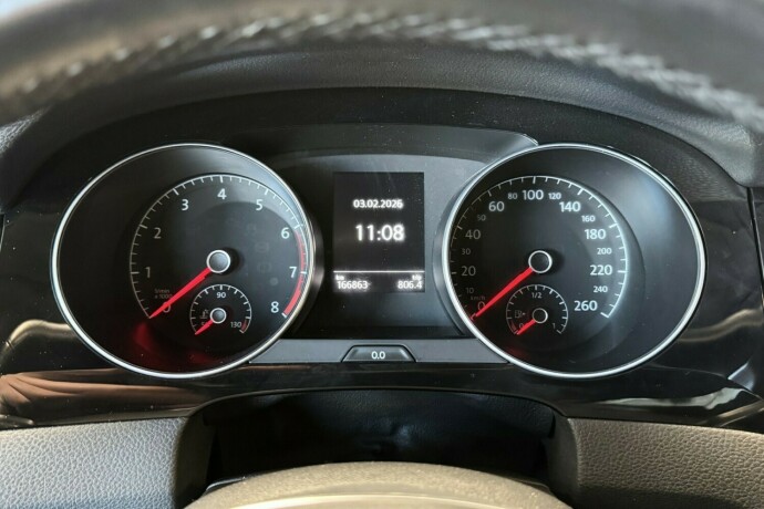 volkswagen-golf-sportsvan-bensin-2014-big-23