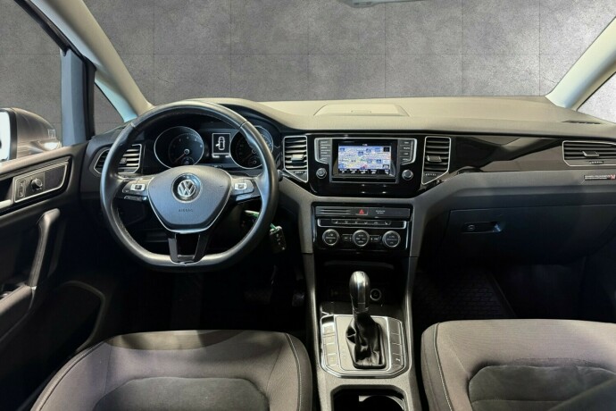 volkswagen-golf-sportsvan-bensin-2014-big-9