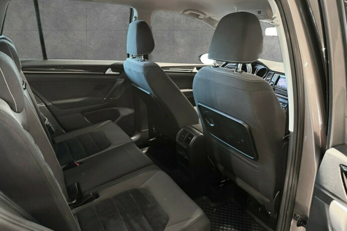 volkswagen-golf-sportsvan-bensin-2014-big-17