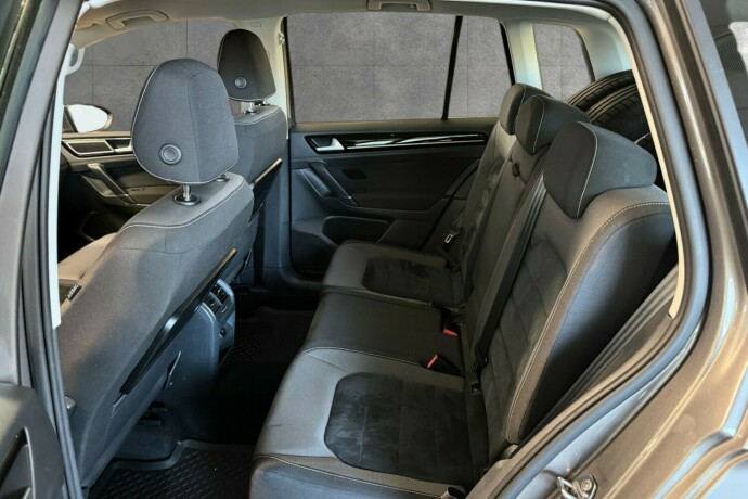 volkswagen-golf-sportsvan-bensin-2014-big-14