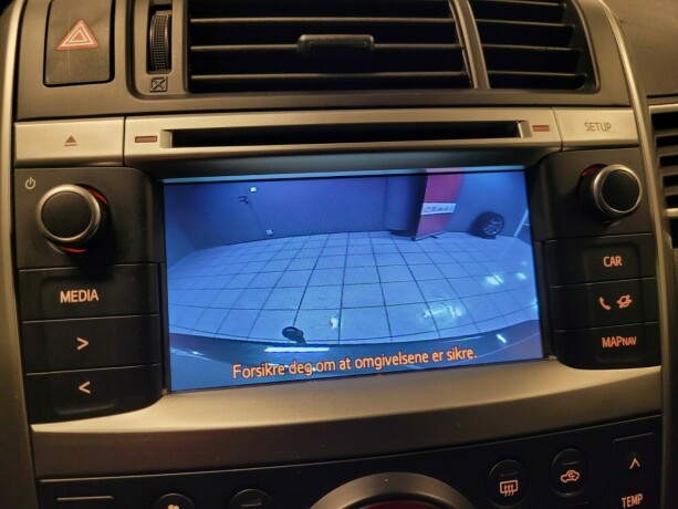 toyota-verso-bensin-2013-big-22