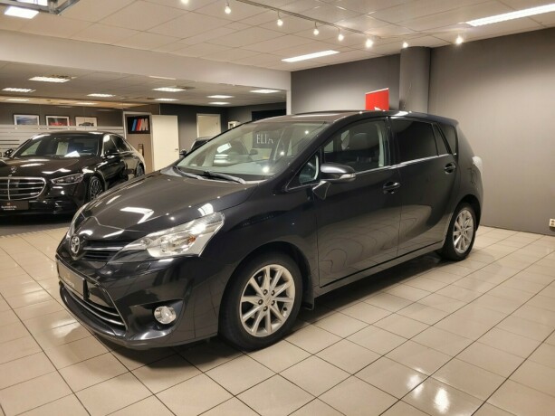 toyota-verso-bensin-2013-big-7
