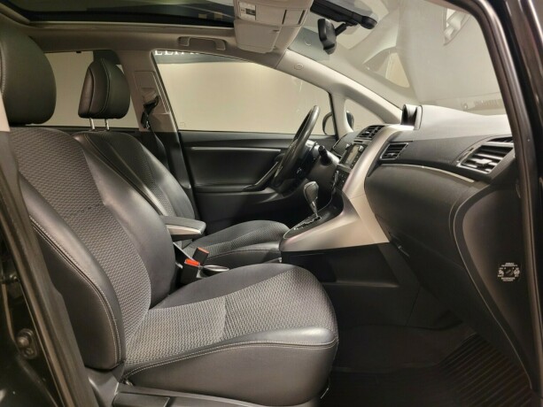 toyota-verso-bensin-2013-big-10