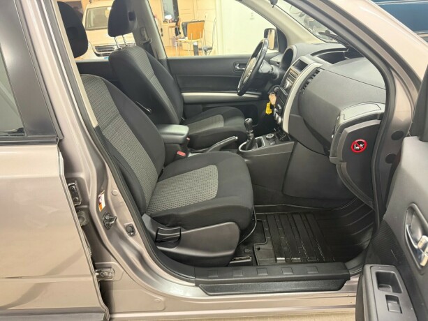 nissan-x-trail-diesel-2009-big-9