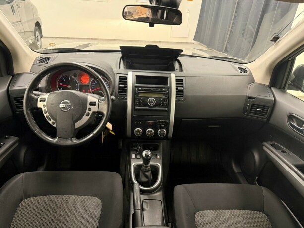 nissan-x-trail-diesel-2009-big-15