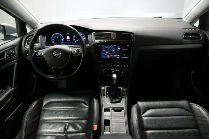 volkswagen-golf-elektrisitet-2020-big-8