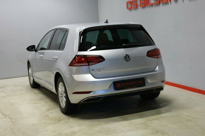 volkswagen-golf-elektrisitet-2020-big-5