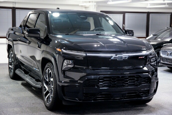 chevrolet-silverado-elektrisitet-2024-big-3