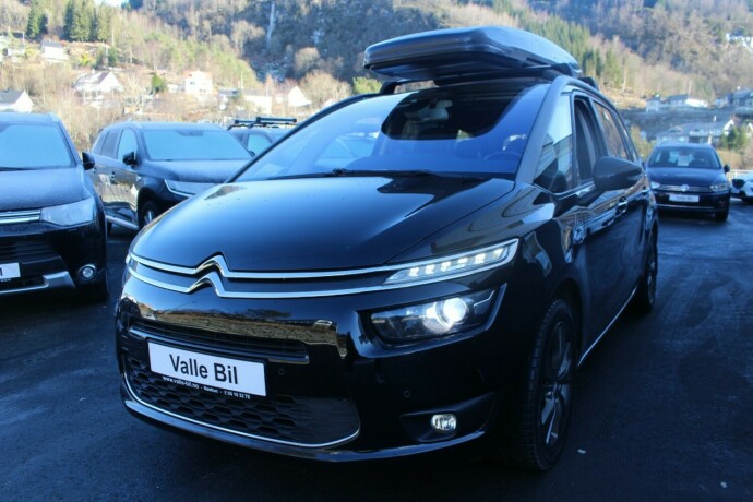 citroen-c4-picasso-diesel-2016-big-1