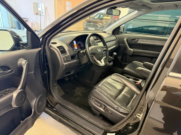 honda-cr-v-diesel-2008-big-17