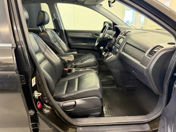 honda-cr-v-diesel-2008-big-10