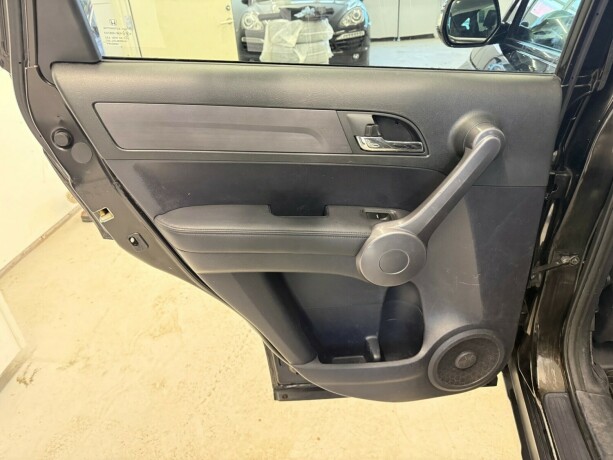 honda-cr-v-diesel-2008-big-15