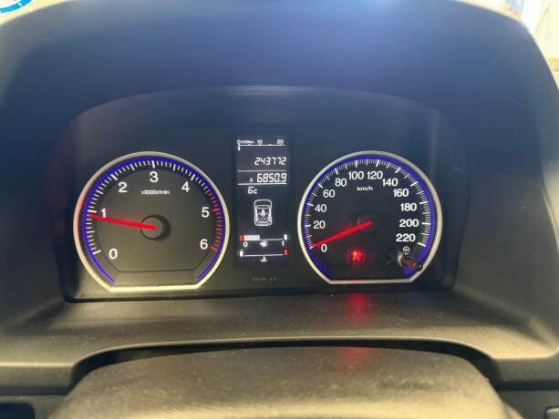 honda-cr-v-diesel-2008-big-23