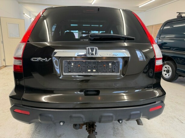 honda-cr-v-diesel-2008-big-4