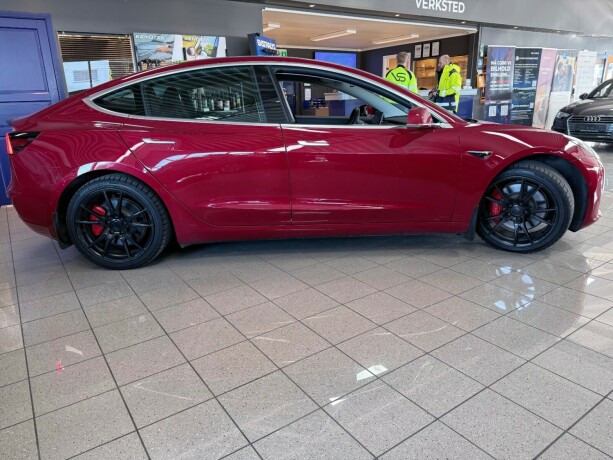 tesla-model-3-elektrisitet-2019-big-7