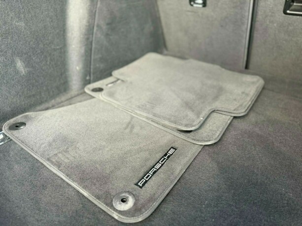 porsche-macan-diesel-2017-big-36