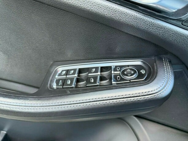 porsche-macan-diesel-2017-big-11